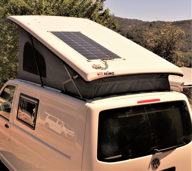 Techo con placa solar furgoneta camper